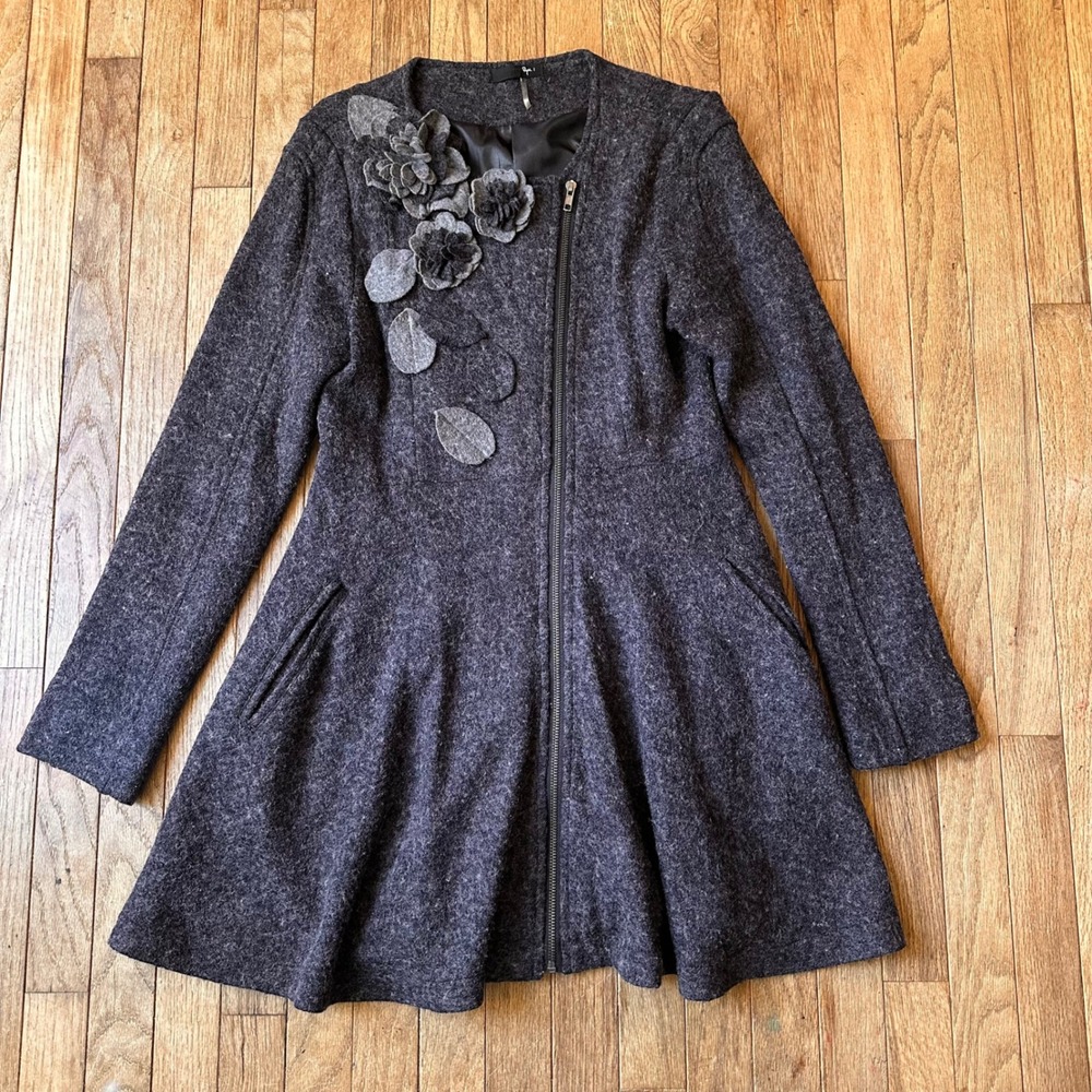 Ryu Fit & Flare Coat Medium Wool Blend Floral Applique Charcoal Grey Whimsigoth